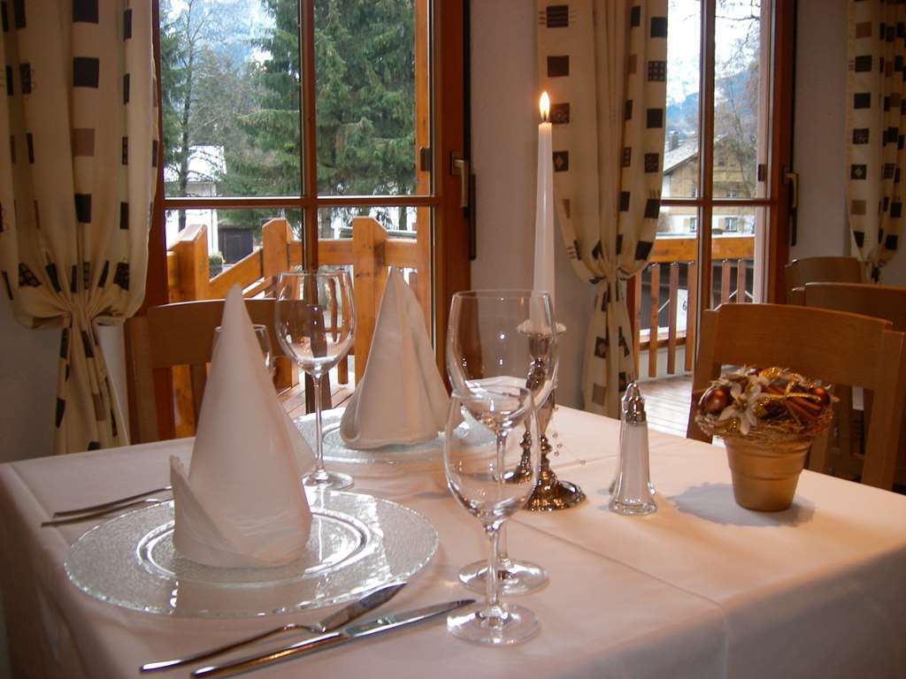 Hotel Und Apartements Im Forellenbach Fischen im Allgaeu Ресторант снимка